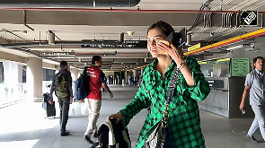 Tejasswi Prakash hides her face from paps