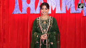 Rashmika Mandanna Steals the Spotlight at 'Thamma' Diwali Bash