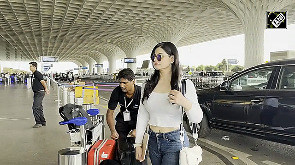 Stylish Touchdown: Zareen Khan at Mumbai Airport