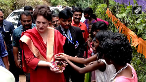 Priyanka Gandhi inaugurates Smart Anaganwadi Varipra in Wayanad