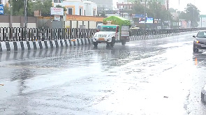 Rainfall lashes Lucknow