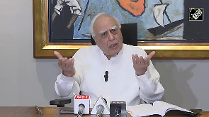 Kapil Sibal praises Rahul Gandhi for raising EC's 'voter list fraud'