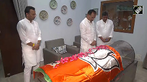 BJP leader Vijay Kumar Malhotra passes away at 93