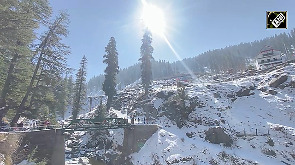 Fresh snowfall turns Bhaderwah into a snowy paradise