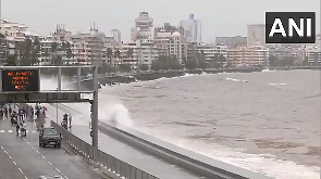 Watch: High tide hits Mumbai's Marine Drive