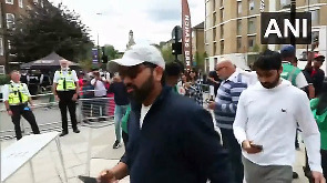 WATCH: Rohit Sharma makes an appearance at Oval for IND vs ENG Test