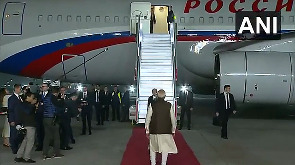 PM Modi Breaks Protocol, Welcomes Putin at Delhi's Palam Airport