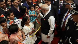 Modi Dazzles Indian Diaspora in China: From Applauding Dancers to Sharing Joy with Kids!