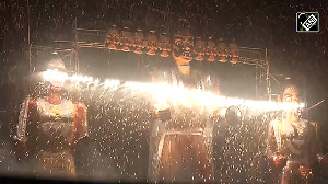 Kolkata steals spotlight with 60-ft Ravan