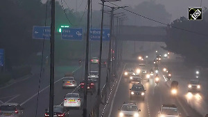 Delhi chokes under Very Poor air quality as AQI at India Gate and surrounding areas touches 331