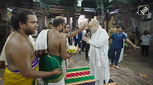 Amit Shah offers prayers at Madurai's Meenakshi Amman Temple
