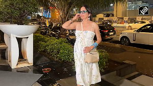 Neena Gupta sets the Internet ablaze with her bold look!