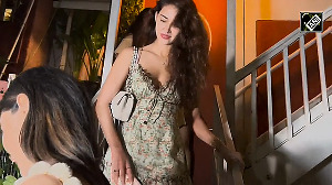 Disha Patani and Mouni Roy spotted together, seen in a different style