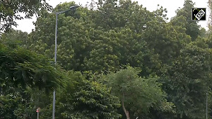 Rain lashes parts of Delhi