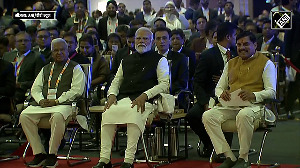 PM Modi attends the inaugural ceremony of Global Investors Summit