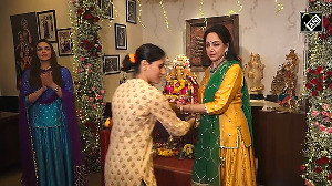 Hema Malini celebrates Ganesh Chaturthi with Daughter Esha Deol