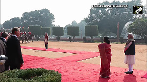 Prez Murmu and PM Modi warmly welcome Putin at Rashtrapati Bhavan
