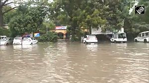 Heavy rains lash Patna city in Bihar