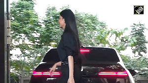 Shruti Haasan Dazzles in Stunning All-Black Look