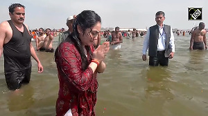 Nupur Sharma takes holy dip in Triveni Sangam