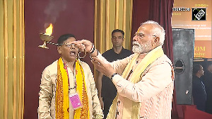 PM Modi visits CR Park Durga Puja Pandal amid Navratri celebrations