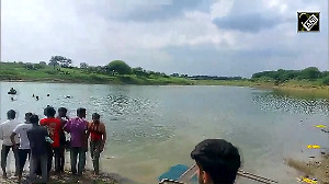 10 killed as tractor carrying idols plunges into Chambal river
