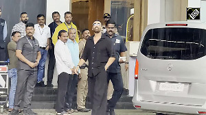 Akshay Kumar spotted at Private Airport as he rocks an all-black rugged look