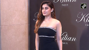 Hot! Rasha sizzles in black