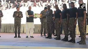 Rajnath Singh celebrates Vijaya Dashmi with Indian Army personnel in Bhuj