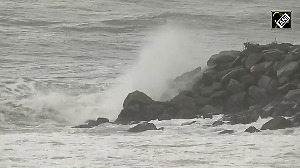 Odisha Ganjam braces for Cyclone Montha high sea level, strong wind & rain witnessed