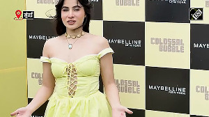 Urfi Javed turns heads in stunning lemon-colored short dress