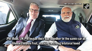 Unusual moment! PM Modi, UK PM Starmer share same car to reach Global Fintech Fest