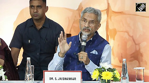 EAM Jaishankar's brilliant response on India's Foreign policy approach, clear-cut msg to critics