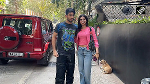 Khushi Kapoor, Ibrahim Ali Khan spotted together in Bandra