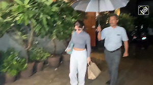 Avneet Kaur steps out in style in rain