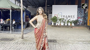 Stunning! Shilpa Shetty's age-defying beauty!