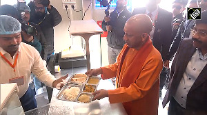 Prayagraj UP CM Yogi inaugurates Maa Ki Rasoirun by Nandi Seva Sansthan