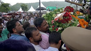 'Dishom Guru' Shibu Soren cremated at Nemra village with full State honours