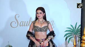 Avneet Kaur's Daring Diwali Look Steals the Spotlight!