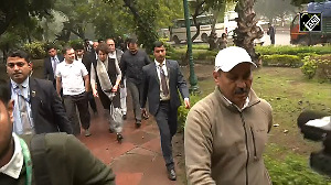 Rahul, Priyanka Gandhi arrive at AICC office to pay last respects to Dr Manmohan Singh