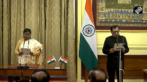 Prez Murmu administers oath to Raj Kumar Goyal as CIC