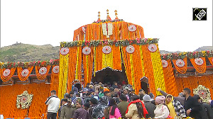 Uttarakhand: Portals of Badrinath Dham opened for devotees