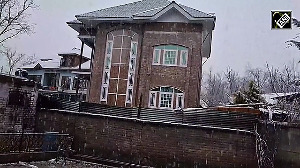 Pulwama transforms into winter wonderland after fresh snowfall