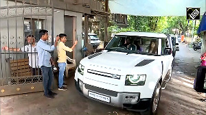 Raj Thackeray, Family visit Matoshree for lunch with Uddhav Thackeray