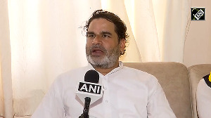 Prashant Kishor berates Raj Thackeray amid language row