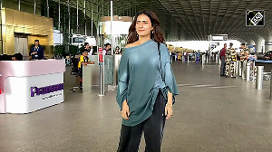 Fatima Sana Shaikh spotted in casual look at Mumbai airport