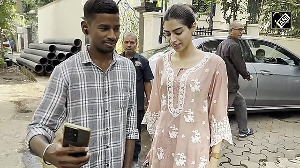 Khushi Kapoor's kind gesture towards her fans