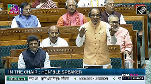 Lok Sabha erupts in chaos as Agriculture Minister begins discussion on farmers issues