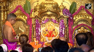 Devotees offer prayers in Siddhivinayak temple on occasion of Ganesh Chaturthi