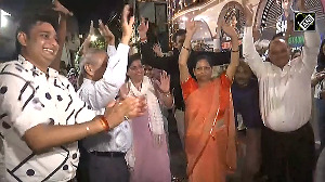 Shubhanshu Shukla's mom breaks into celebration dance as astronaut son returns from Axiom-4 mission
